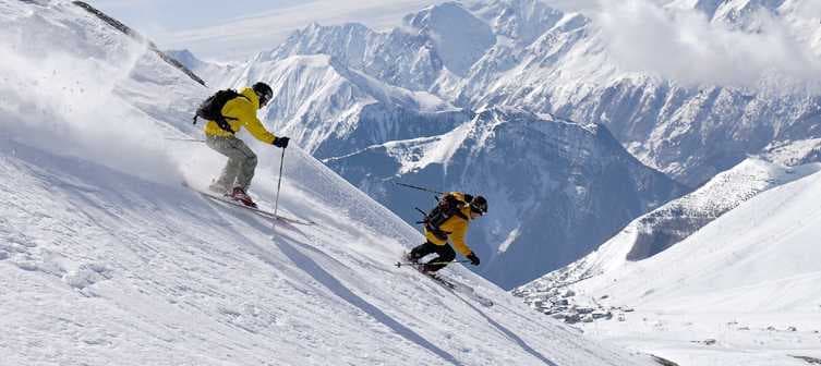 Skiing in Munsiyari