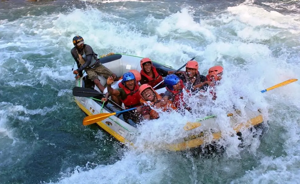 River Rafting in Teesta River