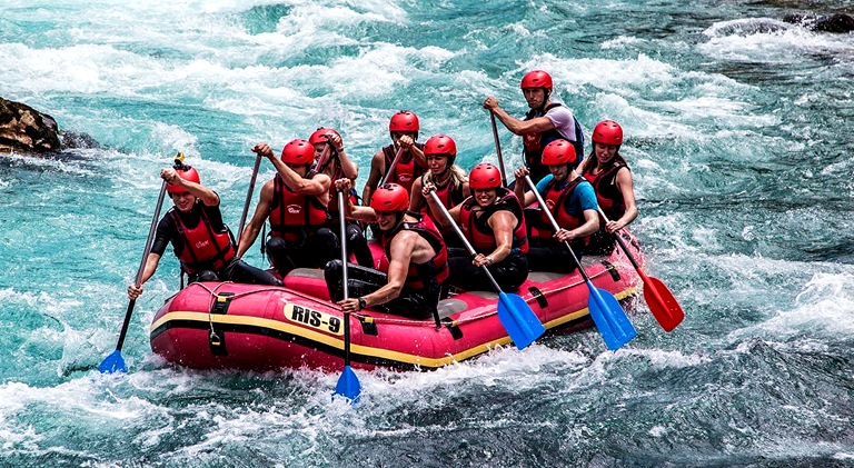 River Rafting in Alaknanda River