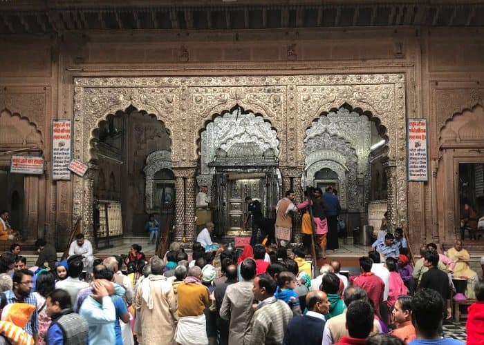 Shri Banke Bihari Temple, Vrindavan — photo 3