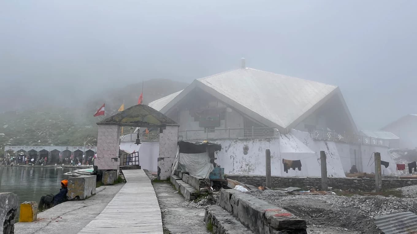 Sri Hemkund Sahib